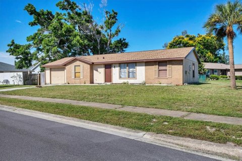 Casa en venta en Bradenton, Florida, 2 dormitorios, 118.17 m2 № 1909460 - foto 25