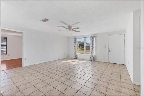 Casa en venta en Bradenton, Florida, 2 dormitorios, 118.17 m2 № 1909460 - foto 2