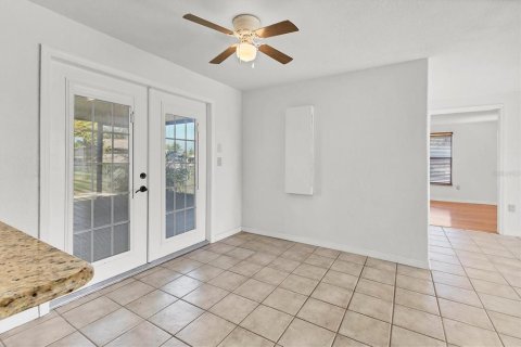 Casa en venta en Bradenton, Florida, 2 dormitorios, 118.17 m2 № 1909460 - foto 11