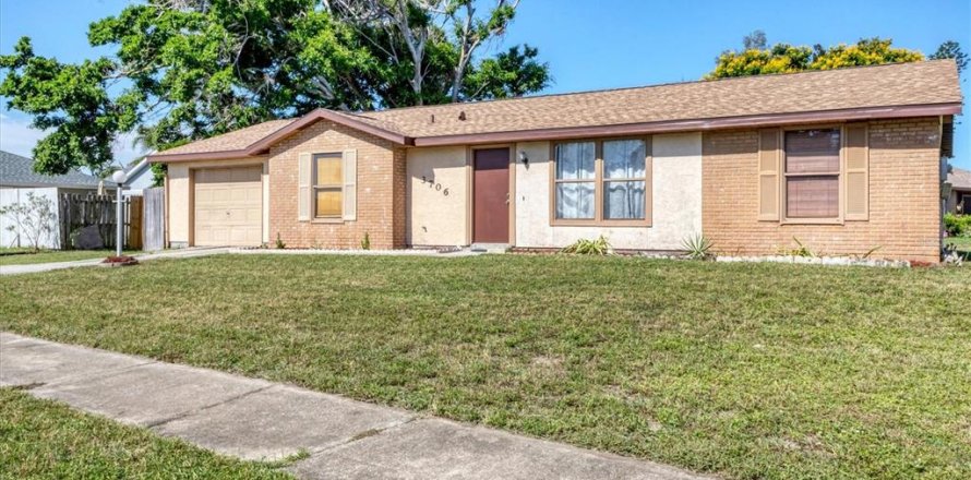 Casa en Bradenton, Florida 2 dormitorios, 118.17 m2 № 1909460