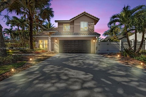 Дом в Паркленд, Флорида 4 спальни, 234.67м2 № 1997190