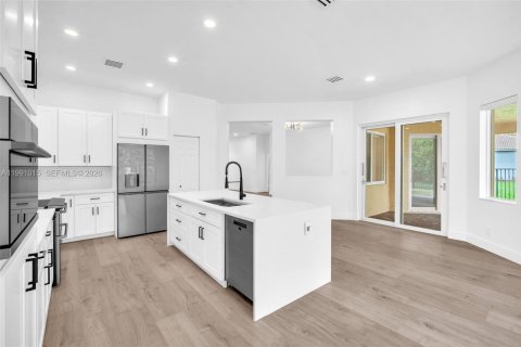 Casa en alquiler en Weston, Florida, 4 dormitorios, 229.84 m2 № 2058109 - foto 16