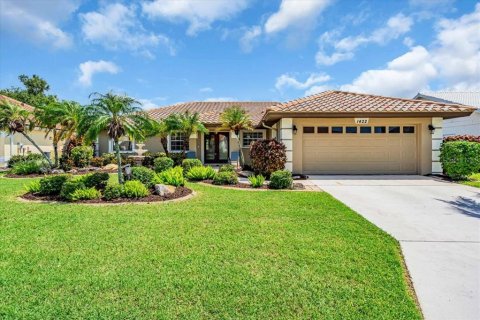 Casa en alquiler en Venice, Florida, 3 dormitorios, 163.88 m2 № 1919212 - foto 1