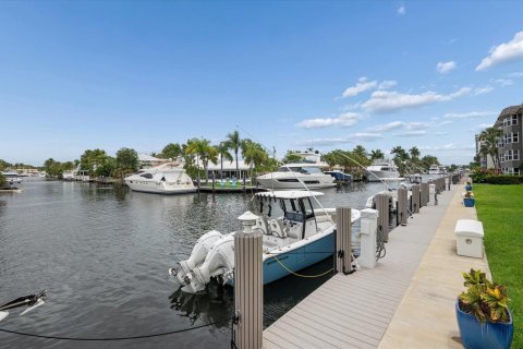 Copropriété à vendre à Fort Lauderdale, Floride: 2 chambres, 170.48 m2 № 2270501 - photo 4
