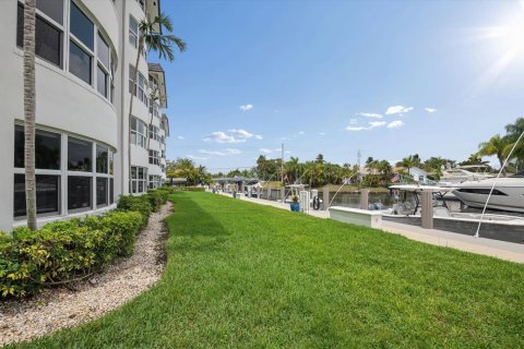 Copropriété à vendre à Fort Lauderdale, Floride: 2 chambres, 170.48 m2 № 2270501 - photo 22