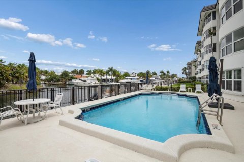 Copropriété à vendre à Fort Lauderdale, Floride: 2 chambres, 170.48 m2 № 2270501 - photo 3