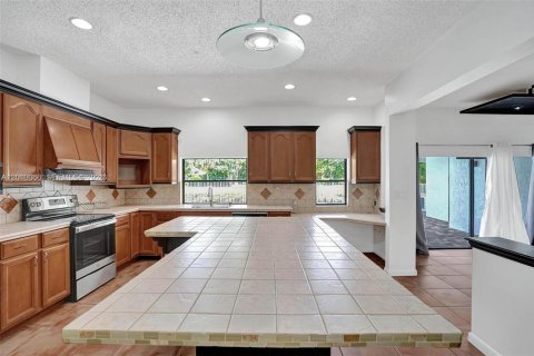 Casa en alquiler en Weston, Florida, 4 dormitorios, 312.89 m2 № 2085903 - foto 23