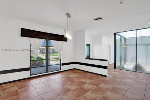 Casa en alquiler en Weston, Florida, 4 dormitorios, 312.89 m2 № 2085903 - foto 19