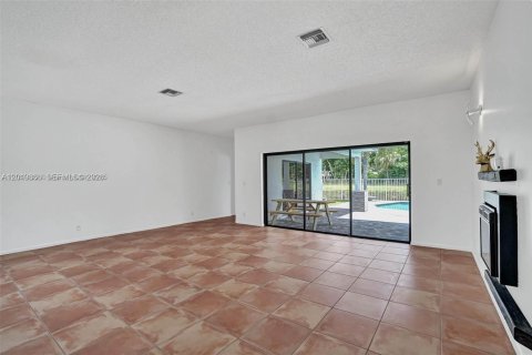 Casa en alquiler en Weston, Florida, 4 dormitorios, 312.89 m2 № 2085903 - foto 12