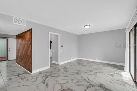 Adosado en venta en Winter Haven, Florida, 3 dormitorios, 186.18 m2 № 2232856 - foto 17