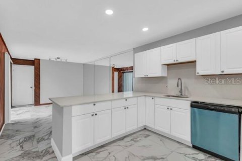 Adosado en venta en Winter Haven, Florida, 3 dormitorios, 186.18 m2 № 2232856 - foto 12