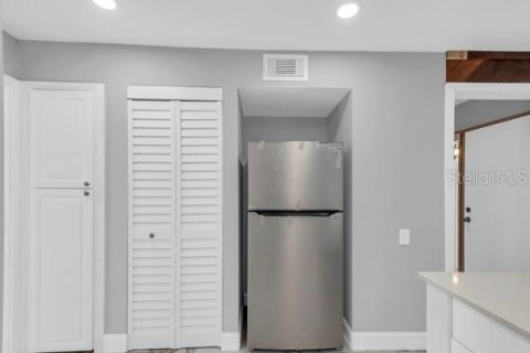 Adosado en venta en Winter Haven, Florida, 3 dormitorios, 186.18 m2 № 2232856 - foto 10