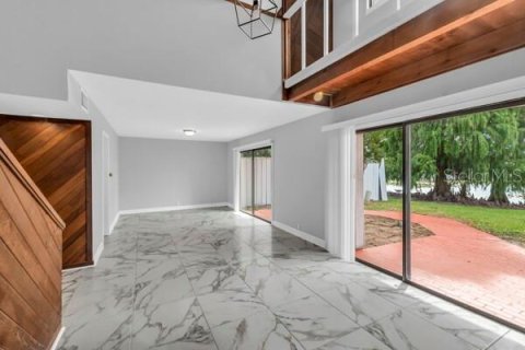 Adosado en venta en Winter Haven, Florida, 3 dormitorios, 186.18 m2 № 2232856 - foto 15