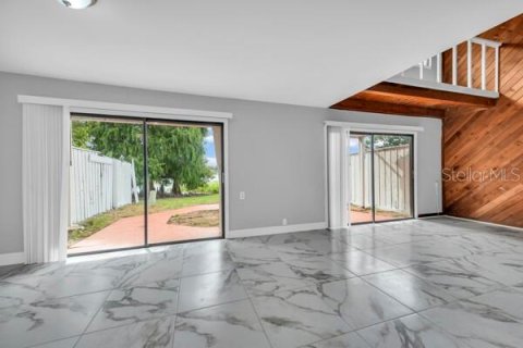 Adosado en venta en Winter Haven, Florida, 3 dormitorios, 186.18 m2 № 2232856 - foto 11