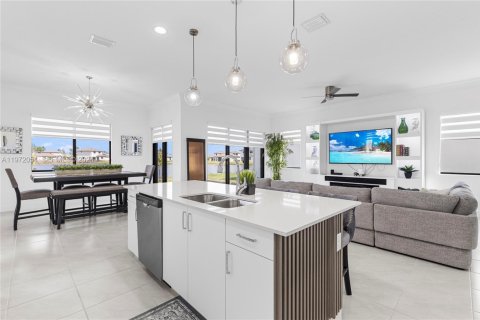 Casa en venta en Ave Maria, Florida, 3 dormitorios № 2049721 - foto 13