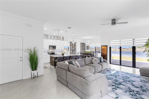 Casa en venta en Ave Maria, Florida, 3 dormitorios № 2049721 - foto 4