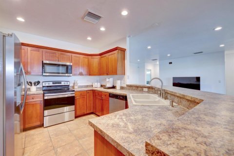 Villa ou maison à vendre à St. Lucie, Floride: 4 chambres, 246.01 m2 № 2081800 - photo 6