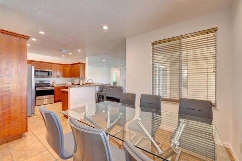 Villa ou maison à vendre à St. Lucie, Floride: 4 chambres, 246.01 m2 № 2081800 - photo 10
