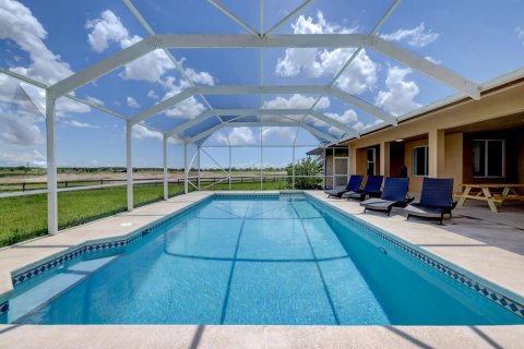 Villa ou maison à vendre à St. Lucie, Floride: 4 chambres, 246.01 m2 № 2081800 - photo 4
