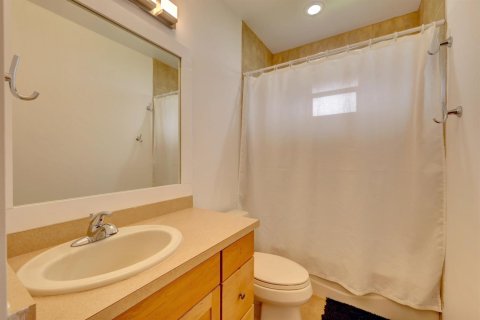 Villa ou maison à vendre à St. Lucie, Floride: 4 chambres, 246.01 m2 № 2081800 - photo 16