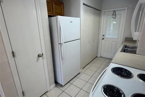 Apartamento en alquiler en Belleview, Florida, 2 dormitorios, 74.32 m2 № 1869548 - foto 6