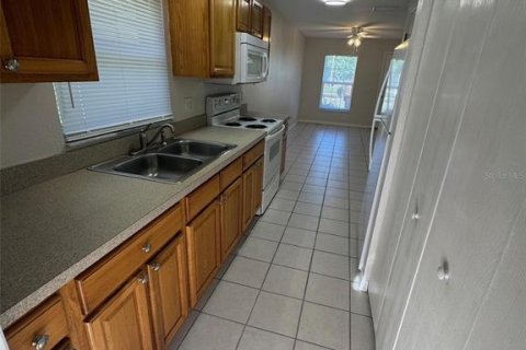 Apartamento en alquiler en Belleview, Florida, 2 dormitorios, 74.32 m2 № 1869548 - foto 9