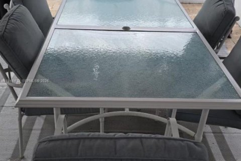 Touwnhouse à louer à Pembroke Pines, Floride: 3 chambres, 153.1 m2 № 2004398 - photo 5