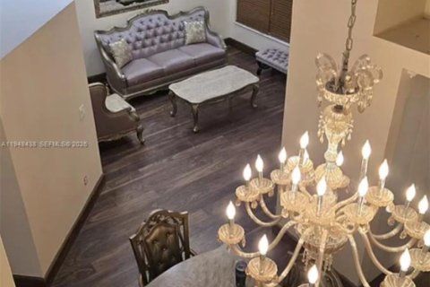 Touwnhouse à louer à Pembroke Pines, Floride: 3 chambres, 153.1 m2 № 2004398 - photo 3