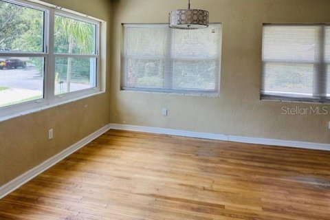 House in DeLand, Florida 4 bedrooms, 183.57 sq.m. № 1885486 - photo 23