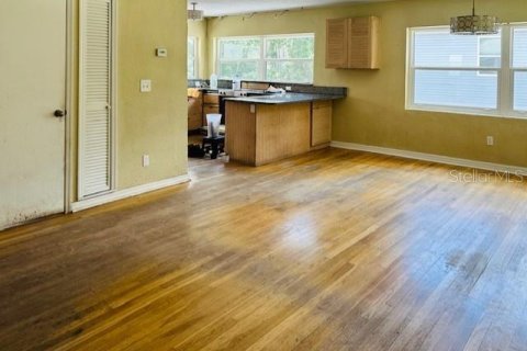 House in DeLand, Florida 4 bedrooms, 183.57 sq.m. № 1885486 - photo 8