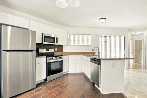 Apartment in Orlando, Florida 2 bedrooms, 97.55 sq.m. № 1825142 - photo 14