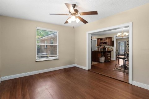 Casa en venta en Tavares, Florida, 4 dormitorios, 203.46 m2 № 2123171 - foto 16
