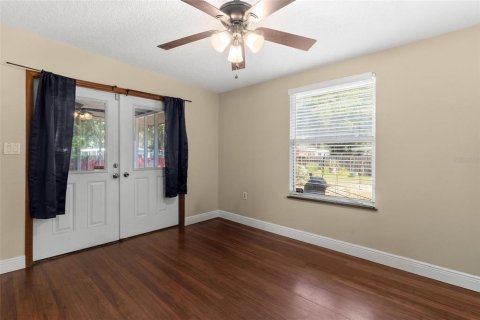 Casa en venta en Tavares, Florida, 4 dormitorios, 203.46 m2 № 2123171 - foto 15