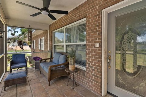 Casa en venta en Tavares, Florida, 4 dormitorios, 203.46 m2 № 2123171 - foto 4
