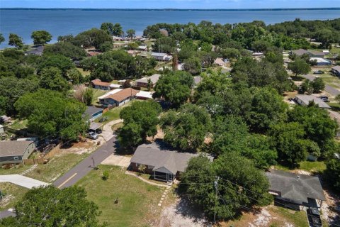Casa en venta en Tavares, Florida, 4 dormitorios, 203.46 m2 № 2123171 - foto 3