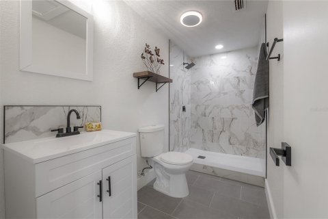 Villa ou maison à vendre à Tampa, Floride: 2 chambres, 85.1 m2 № 1835093 - photo 25