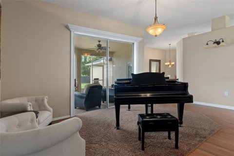 House in Spring Hill, Florida 4 bedrooms, 262.17 sq.m. № 1821515 - photo 8