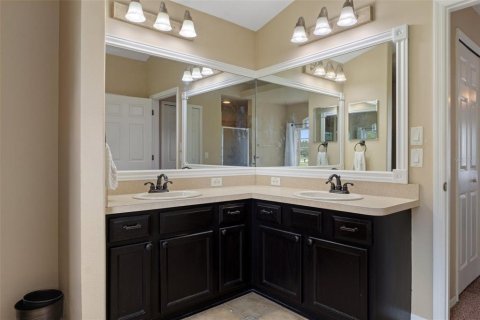 House in Spring Hill, Florida 4 bedrooms, 262.17 sq.m. № 1821515 - photo 27