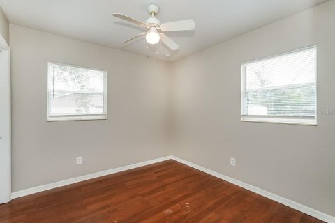 Casa en alquiler en Tampa, Florida, 4 dormitorios, 96.62 m2 № 1851190 - foto 12