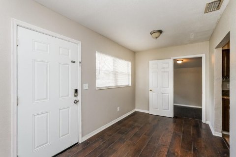 Casa en alquiler en Tampa, Florida, 4 dormitorios, 96.62 m2 № 1851190 - foto 6