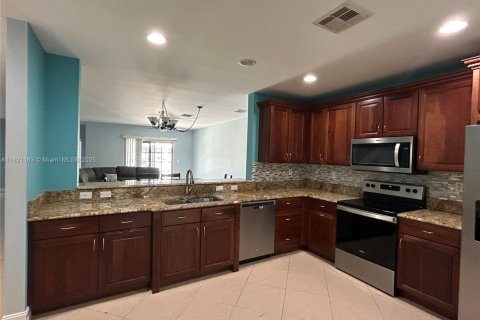 Townhouse in Dania Beach, Florida 3 bedrooms, 187.38 sq.m. № 1781445 - photo 7