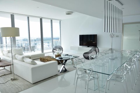 Condo in Sunny Isles Beach, Florida, 3 bedrooms  № 2013532 - photo 3