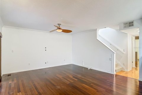 Adosado en venta en Tampa, Florida, 3 dormitorios, 167.13 m2 № 1835946 - foto 17