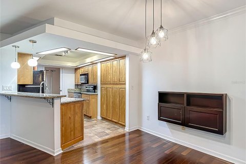Adosado en venta en Tampa, Florida, 3 dormitorios, 167.13 m2 № 1835946 - foto 20