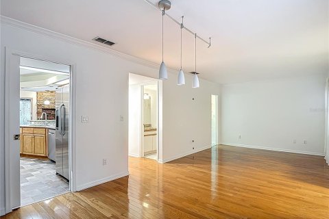Adosado en venta en Tampa, Florida, 3 dormitorios, 167.13 m2 № 1835946 - foto 27