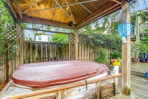 Adosado en venta en Tampa, Florida, 3 dormitorios, 167.13 m2 № 1835946 - foto 23