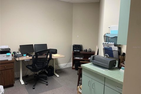 Commercial property in Gainesville, Florida 70.7 sq.m. № 1666287 - photo 13