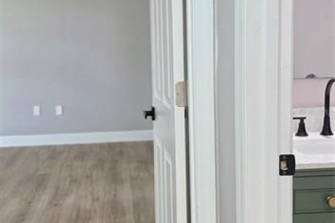 Villa ou maison à vendre à Deltona, Floride: 4 chambres, 205.78 m2 № 2225059 - photo 15