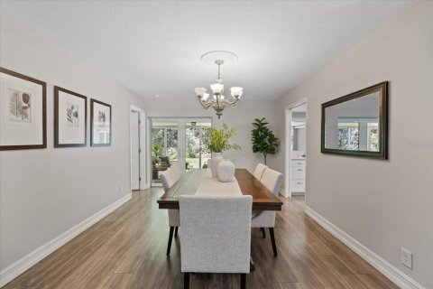 House in Tarpon Springs, Florida 4 bedrooms, 208.01 sq.m. № 2236159 - photo 10