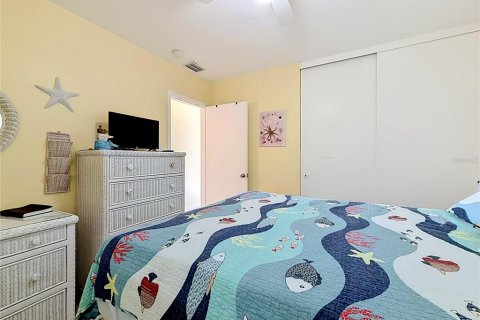Купить виллу или дом в Норт-Порт, Флорида 5 комнат, 71.35м2, № 2091448 - фото 16